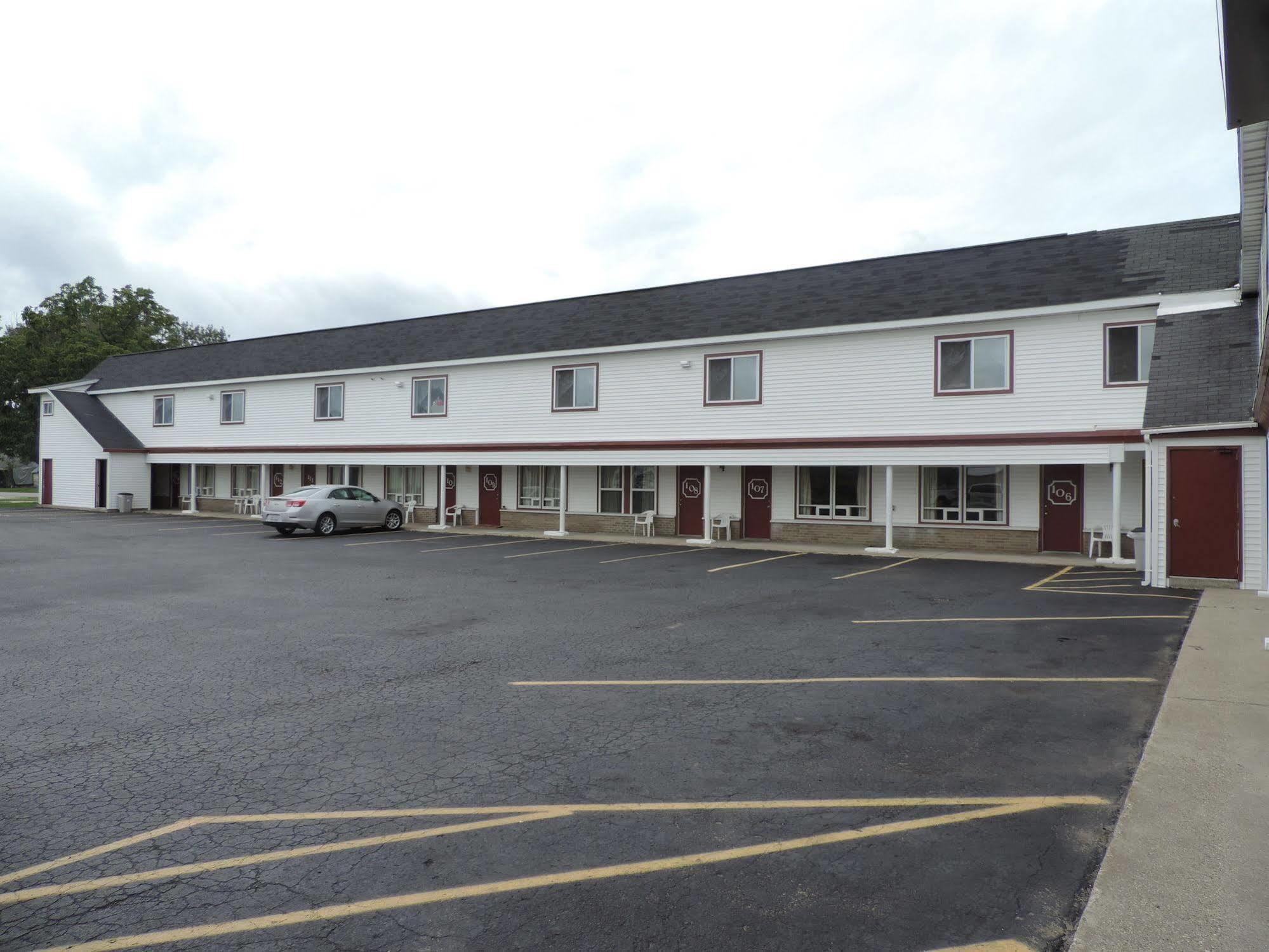 North Country American Inn Kalkaska Exteriér fotografie