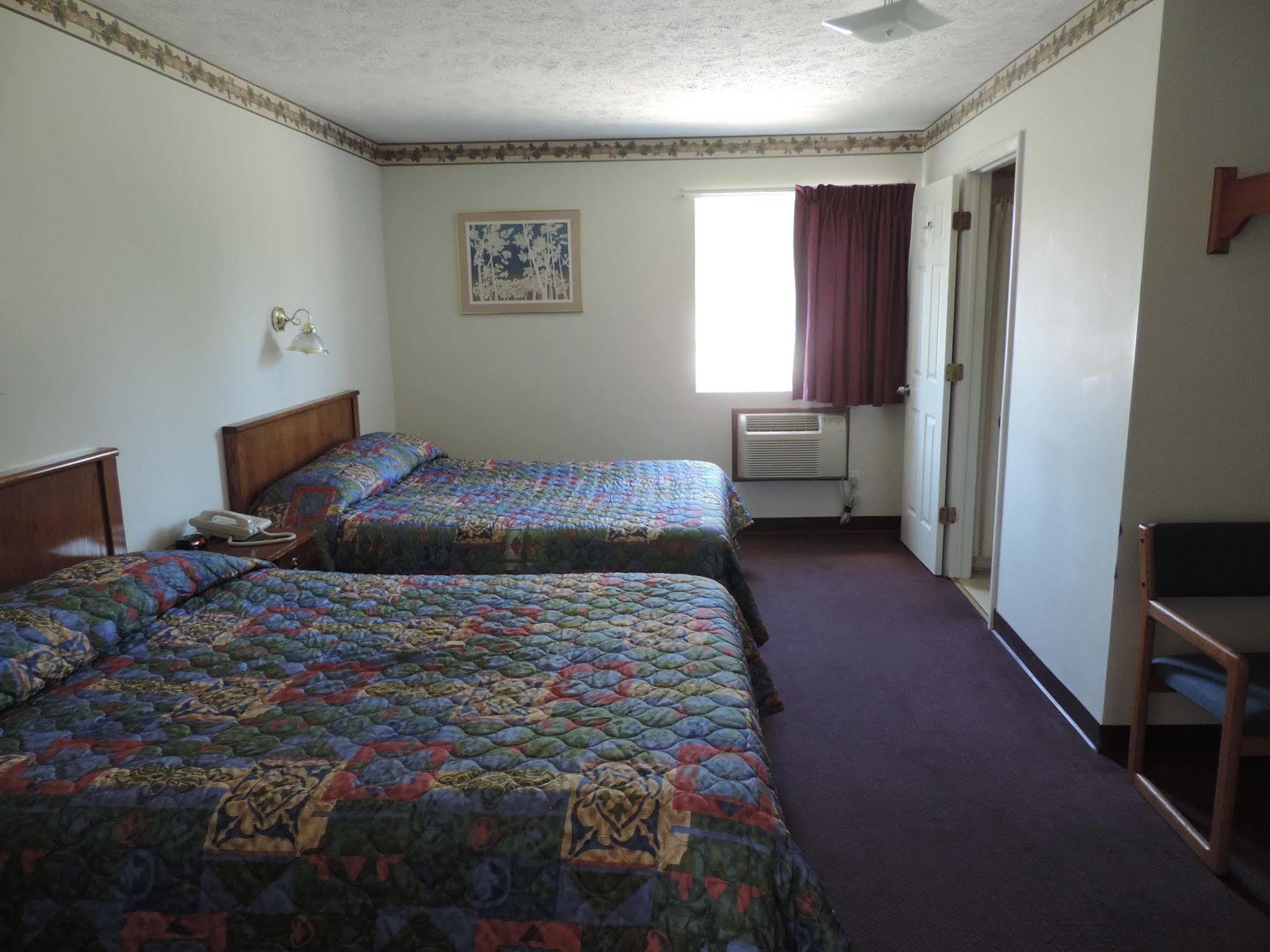 North Country American Inn Kalkaska Exteriér fotografie